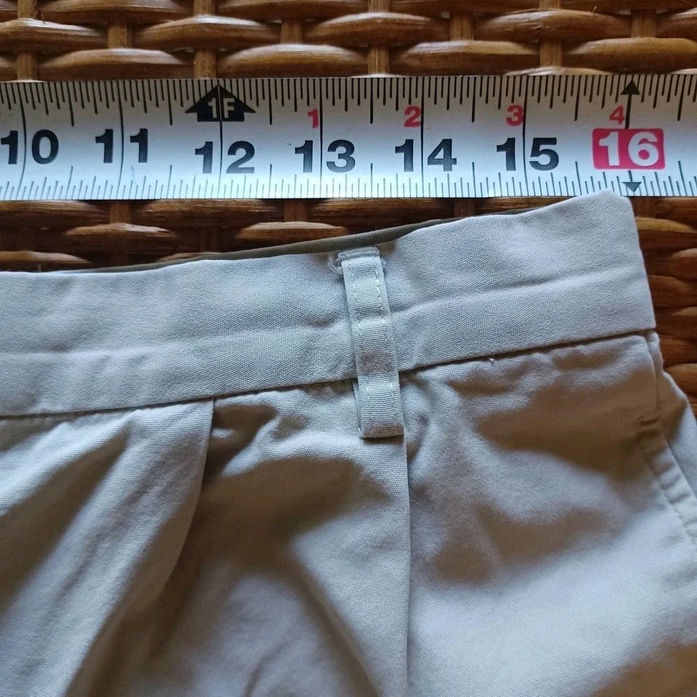 F by Faconnable Womens Tan Pleated Shorts‎ Size 14 Cotton Casual Chino